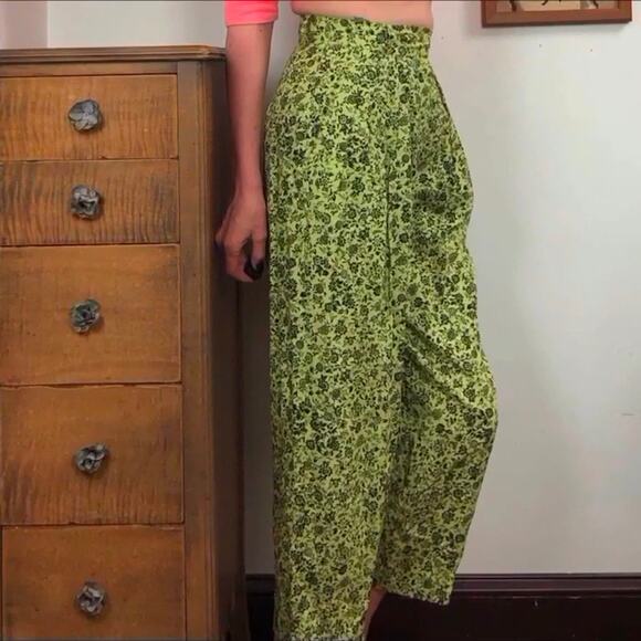 Vintage Aeropostale Pants, 90s Green & Black High Waisted Tapered Floral Pants S - Picture 6 of 10